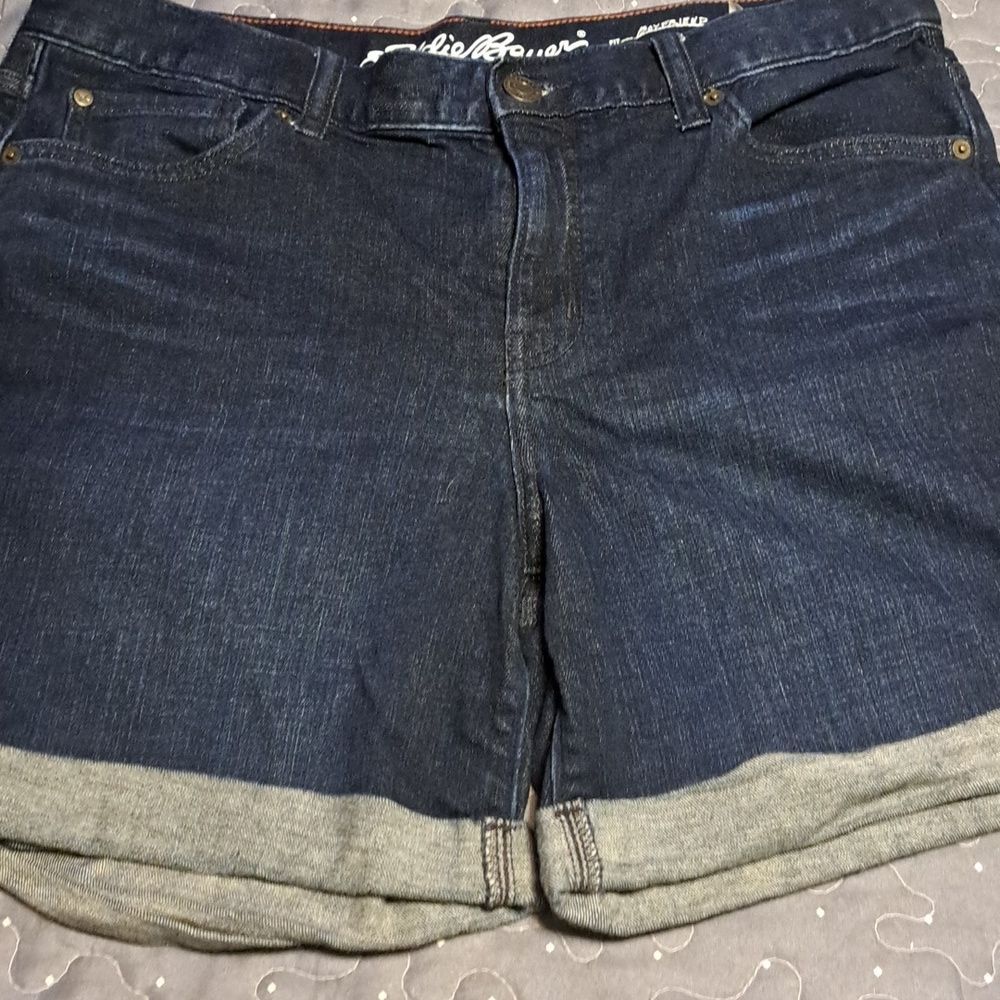 Eddie Bauer Boyfriend Jean Short ~ 8